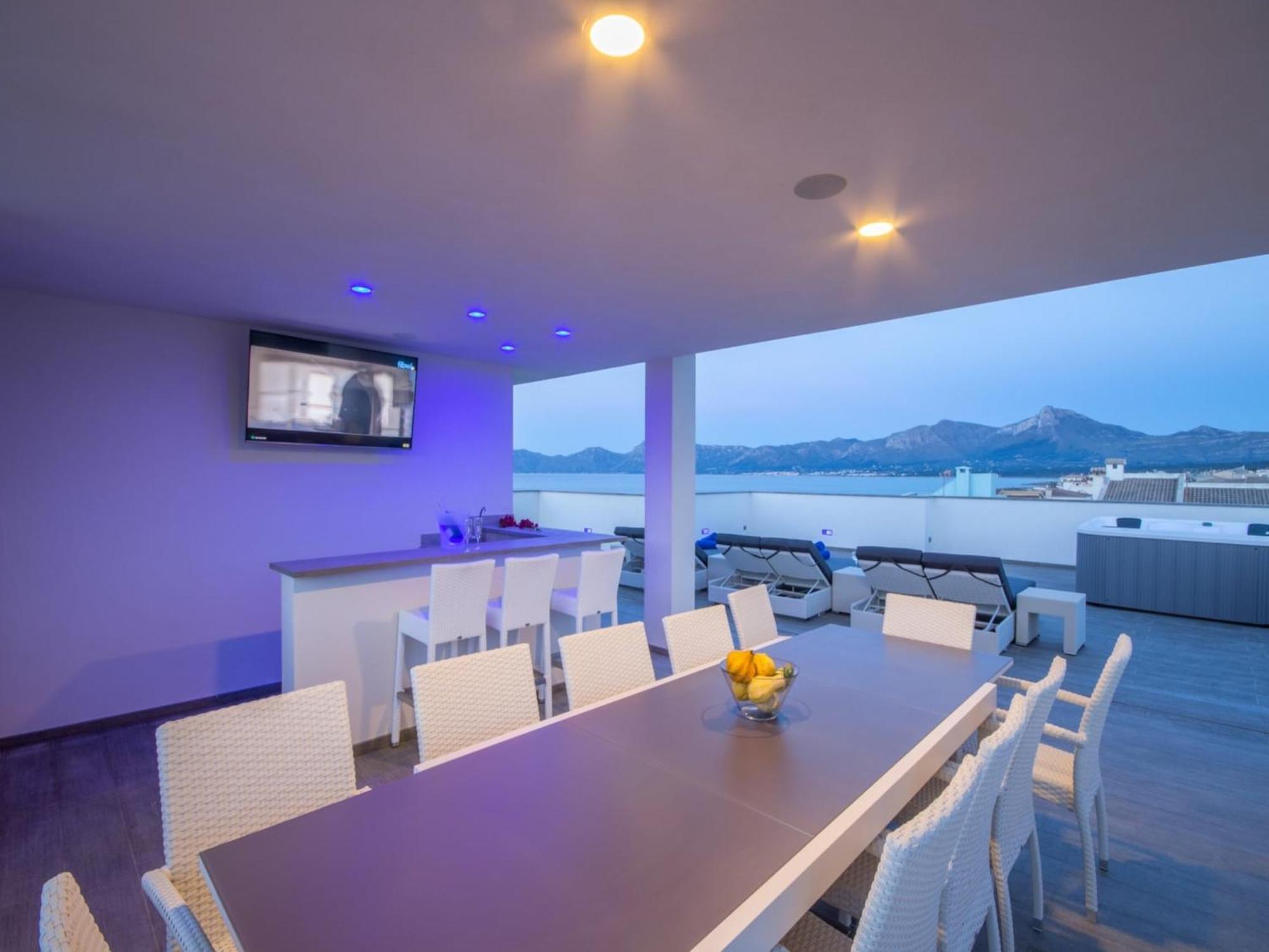 Beachfront In Villa *