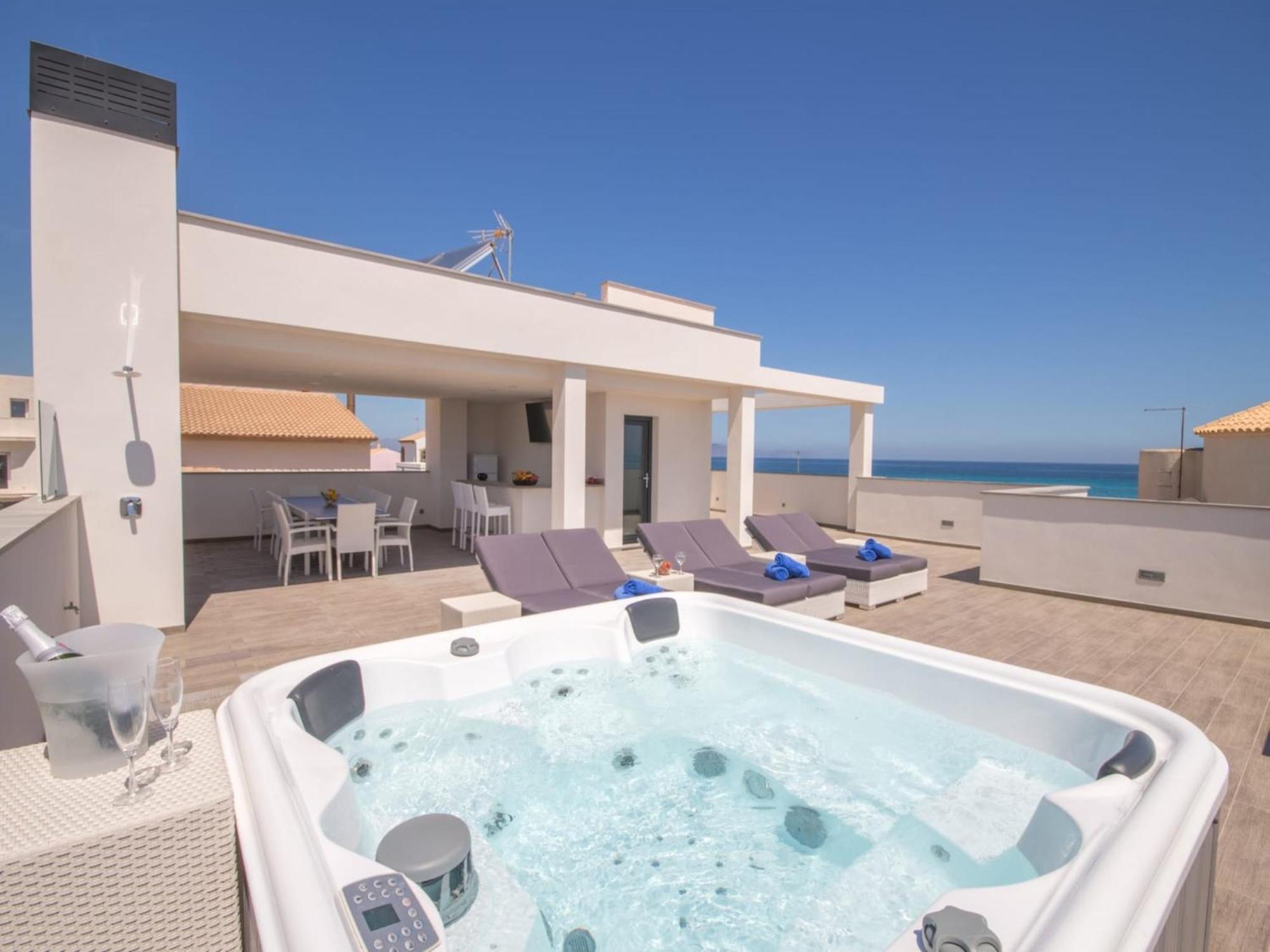 Beachfront In Villa *